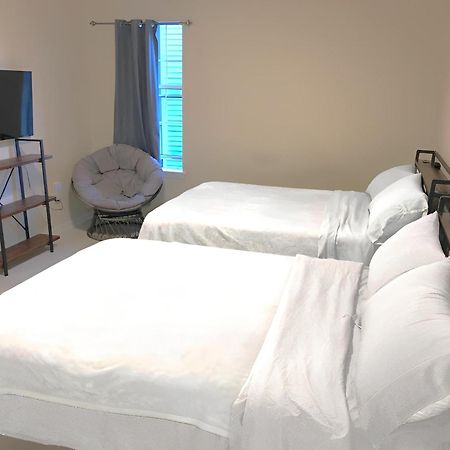 Bright And Cozy 1-Br Condo, Wifi ويلمنجتون المظهر الخارجي الصورة