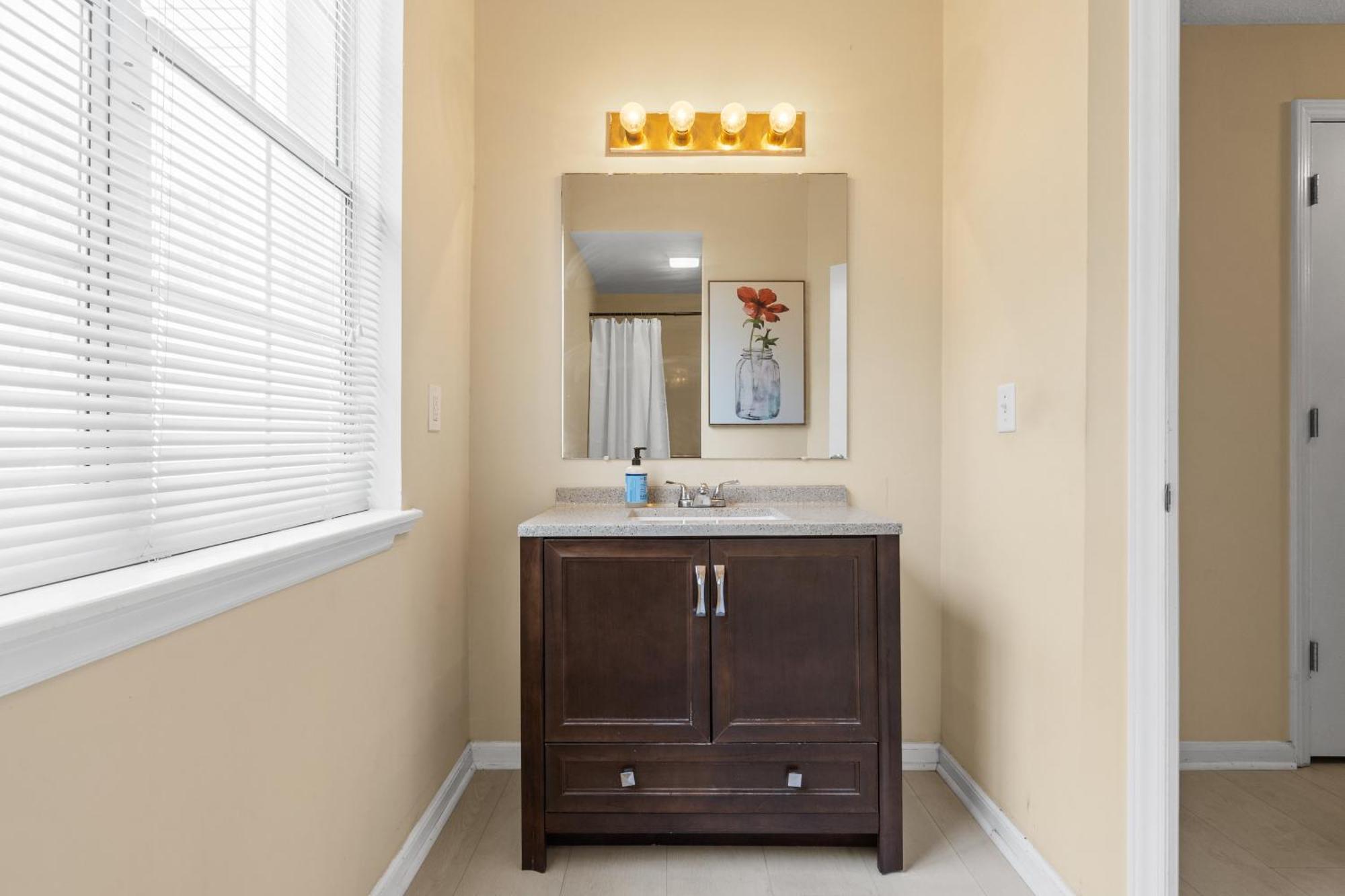 Bright And Cozy 1-Br Condo, Wifi ويلمنجتون المظهر الخارجي الصورة